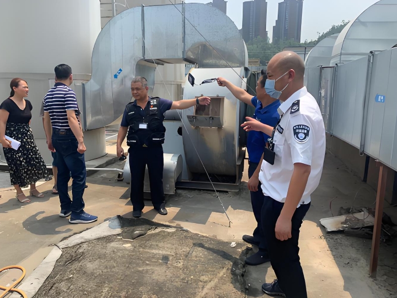 生態(tài)環(huán)境應急監(jiān)測多參數氣體檢測儀:守護藍天下的安全